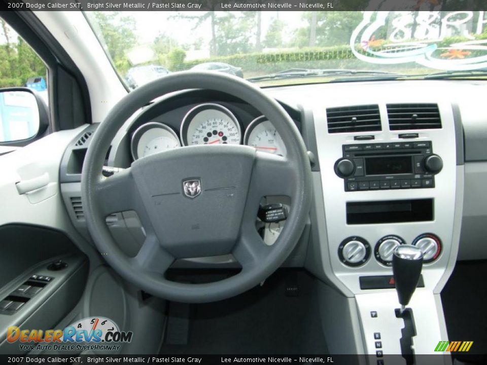 2007 Dodge Caliber SXT Bright Silver Metallic / Pastel Slate Gray Photo #18
