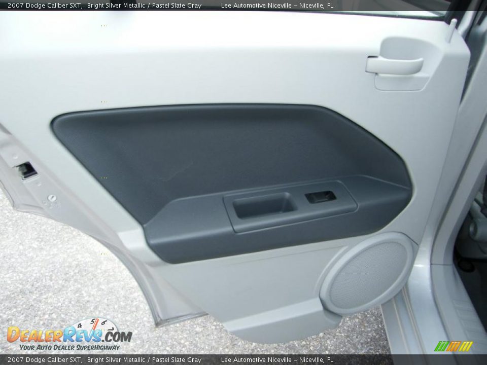 2007 Dodge Caliber SXT Bright Silver Metallic / Pastel Slate Gray Photo #23