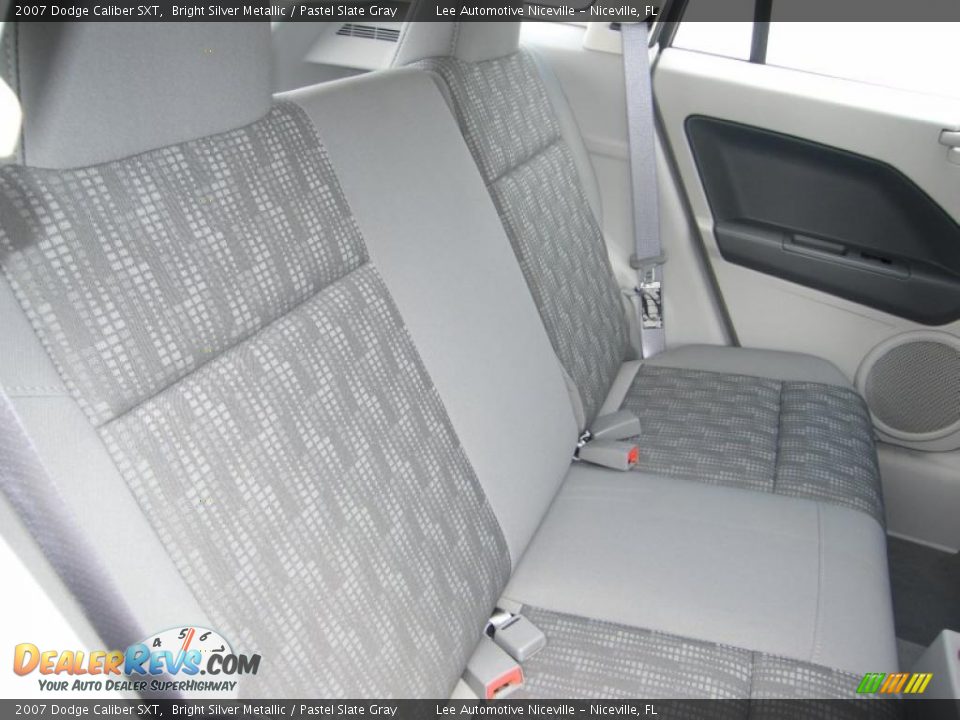 2007 Dodge Caliber SXT Bright Silver Metallic / Pastel Slate Gray Photo #25
