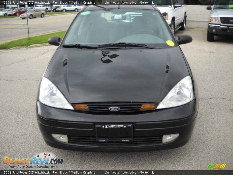 2002 Ford Focus ZX5 Hatchback Pitch Black / Medium Graphite Photo #4