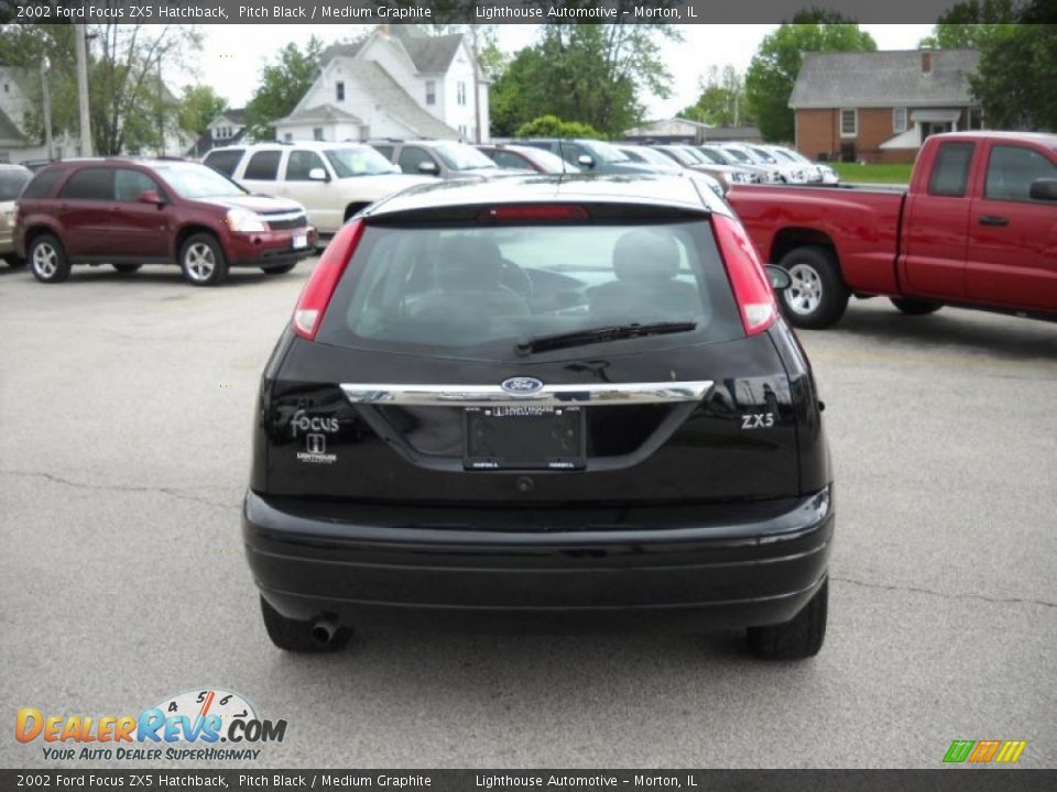 2002 Ford Focus ZX5 Hatchback Pitch Black / Medium Graphite Photo #8