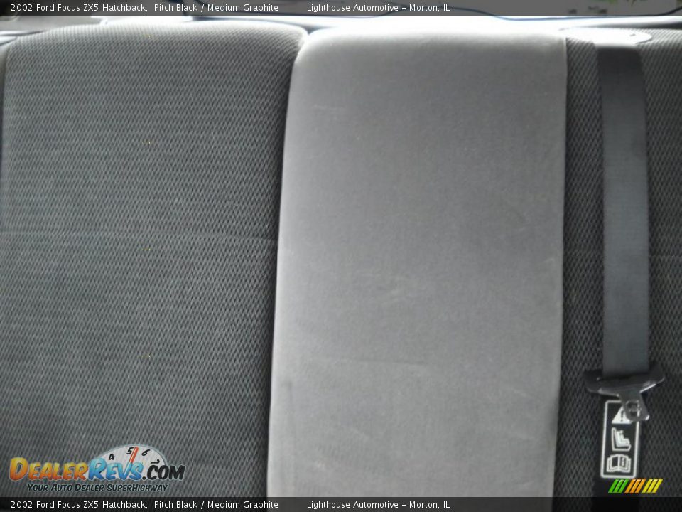 2002 Ford Focus ZX5 Hatchback Pitch Black / Medium Graphite Photo #24