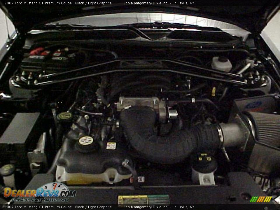 2007 Ford Mustang GT Premium Coupe Black / Light Graphite Photo #23