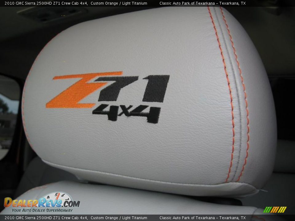 2010 GMC Sierra 2500HD Z71 Crew Cab 4x4 Custom Orange / Light Titanium Photo #15