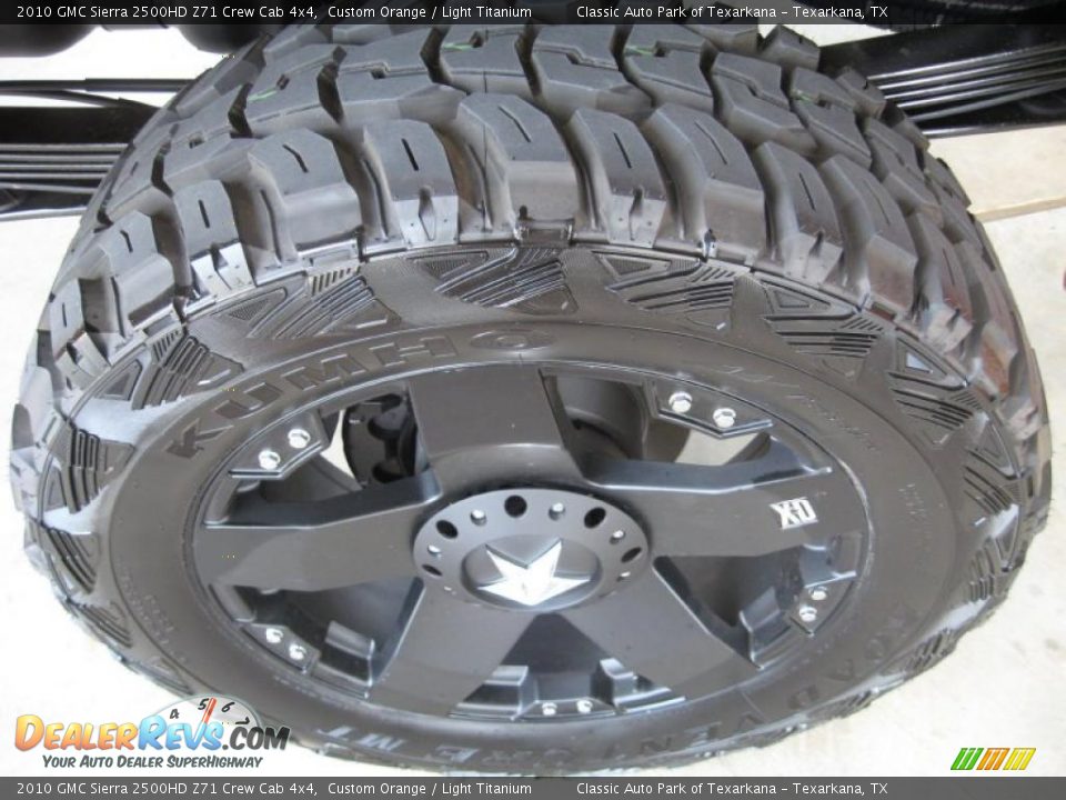 2010 GMC Sierra 2500HD Z71 Crew Cab 4x4 Custom Orange / Light Titanium Photo #20