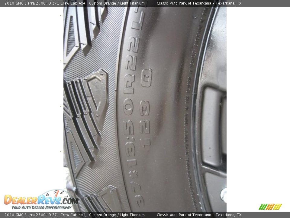 2010 GMC Sierra 2500HD Z71 Crew Cab 4x4 Custom Orange / Light Titanium Photo #22