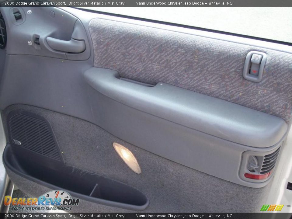 2000 Dodge Grand Caravan Sport Bright Silver Metallic / Mist Gray Photo #13