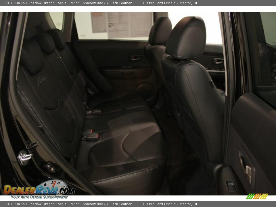 2010 Kia Soul Shadow Dragon Special Edition Shadow Black / Black Leather Photo #24