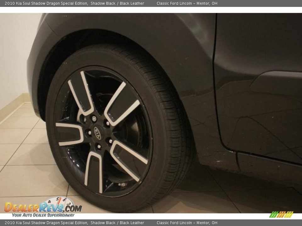2010 Kia Soul Shadow Dragon Special Edition Shadow Black / Black Leather Photo #30