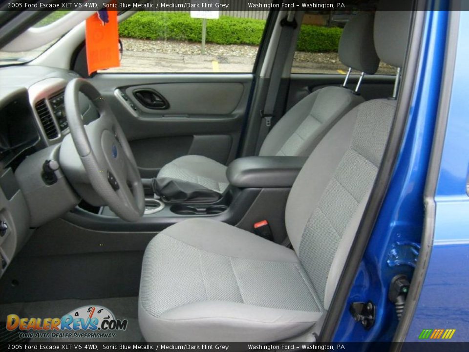 2005 Ford Escape XLT V6 4WD Sonic Blue Metallic / Medium/Dark Flint Grey Photo #10