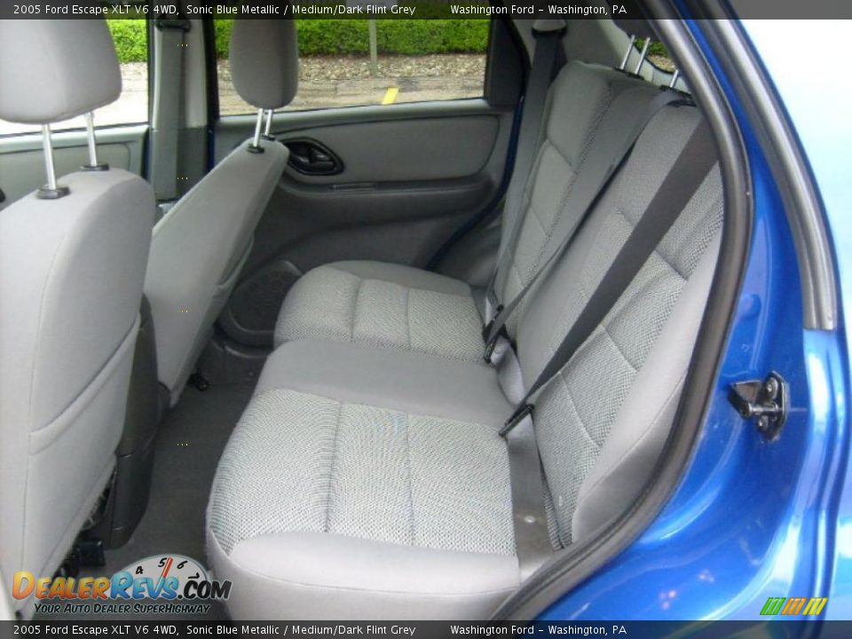 2005 Ford Escape XLT V6 4WD Sonic Blue Metallic / Medium/Dark Flint Grey Photo #13