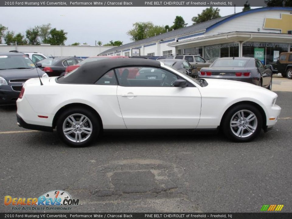 2010 Ford Mustang V6 Convertible Performance White / Charcoal Black Photo #7
