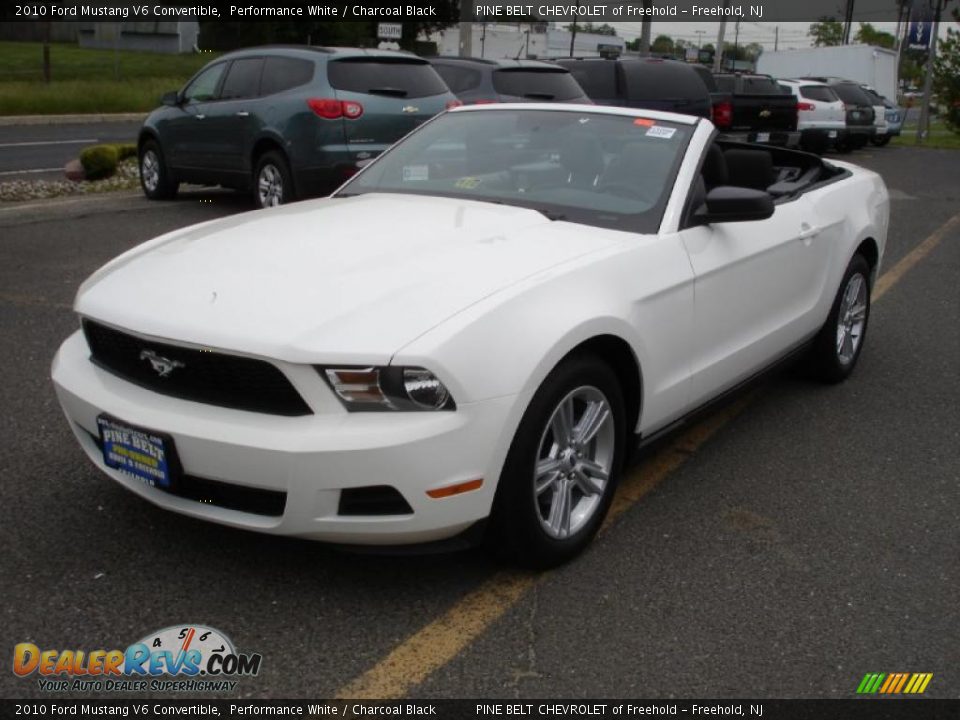 2010 Ford Mustang V6 Convertible Performance White / Charcoal Black Photo #10