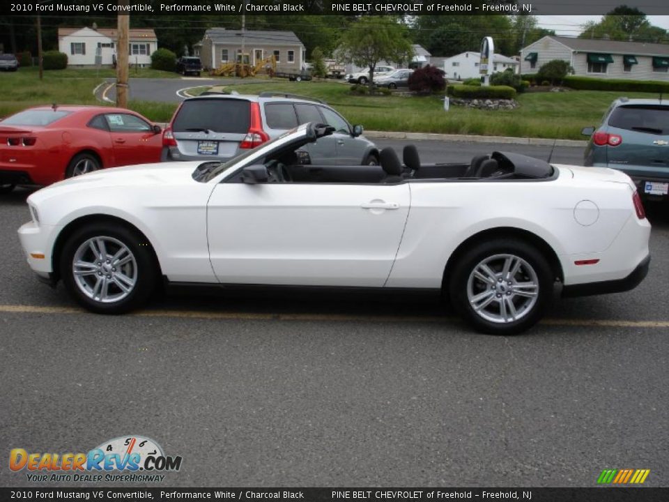 2010 Ford Mustang V6 Convertible Performance White / Charcoal Black Photo #11