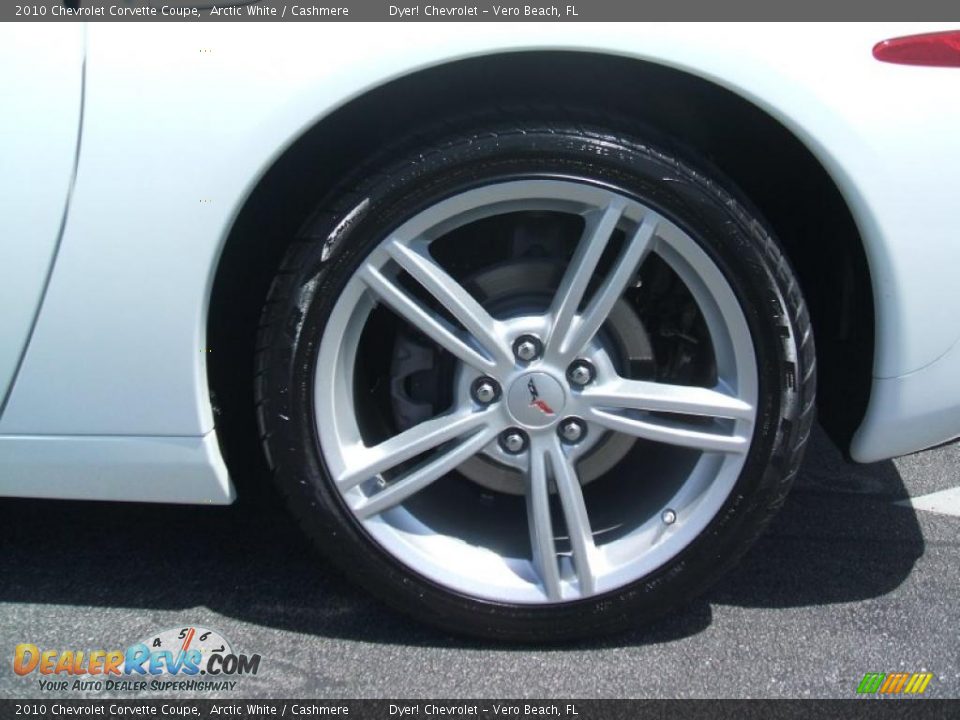 2010 Chevrolet Corvette Coupe Arctic White / Cashmere Photo #6