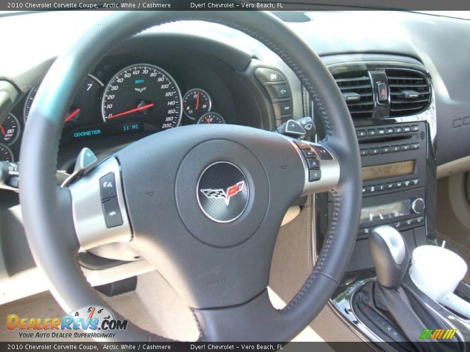 2010 Chevrolet Corvette Coupe Arctic White / Cashmere Photo #12