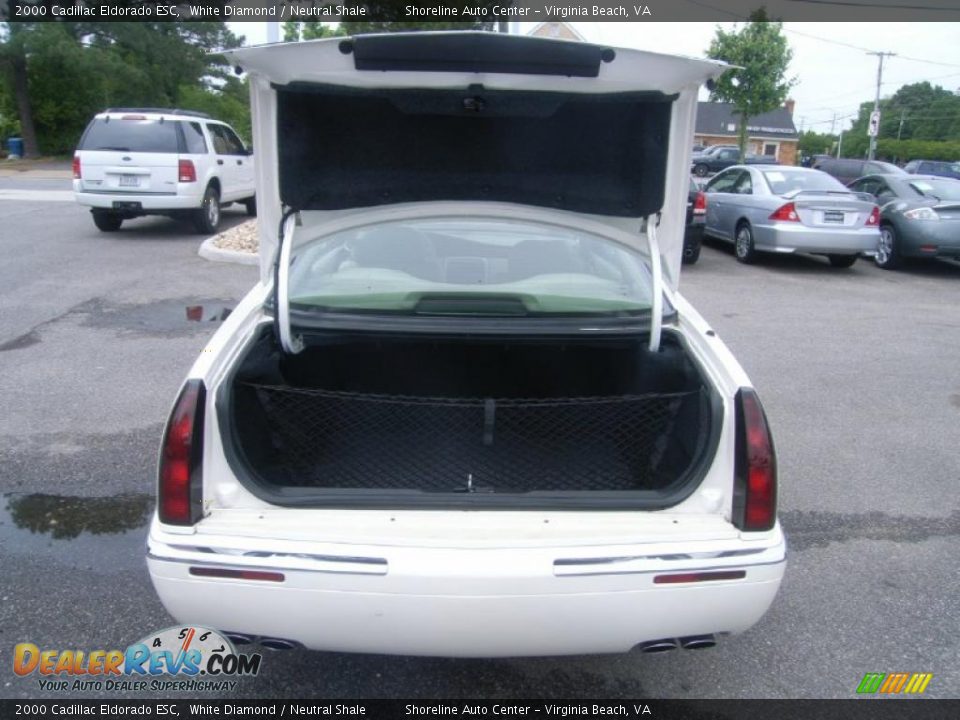 2000 Cadillac Eldorado ESC White Diamond / Neutral Shale Photo #11