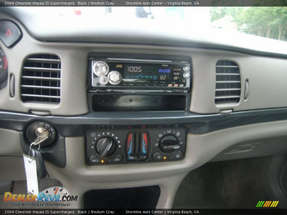 2004 Chevrolet Impala SS Supercharged Black / Medium Gray Photo #18