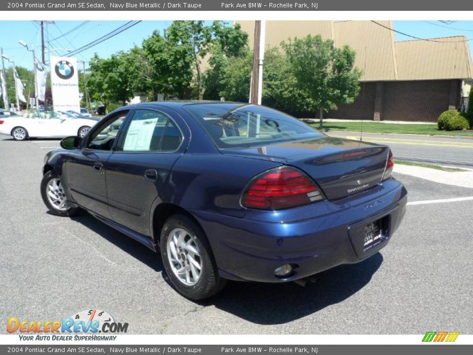2004 Pontiac Grand Am SE Sedan Navy Blue Metallic / Dark Taupe Photo #3