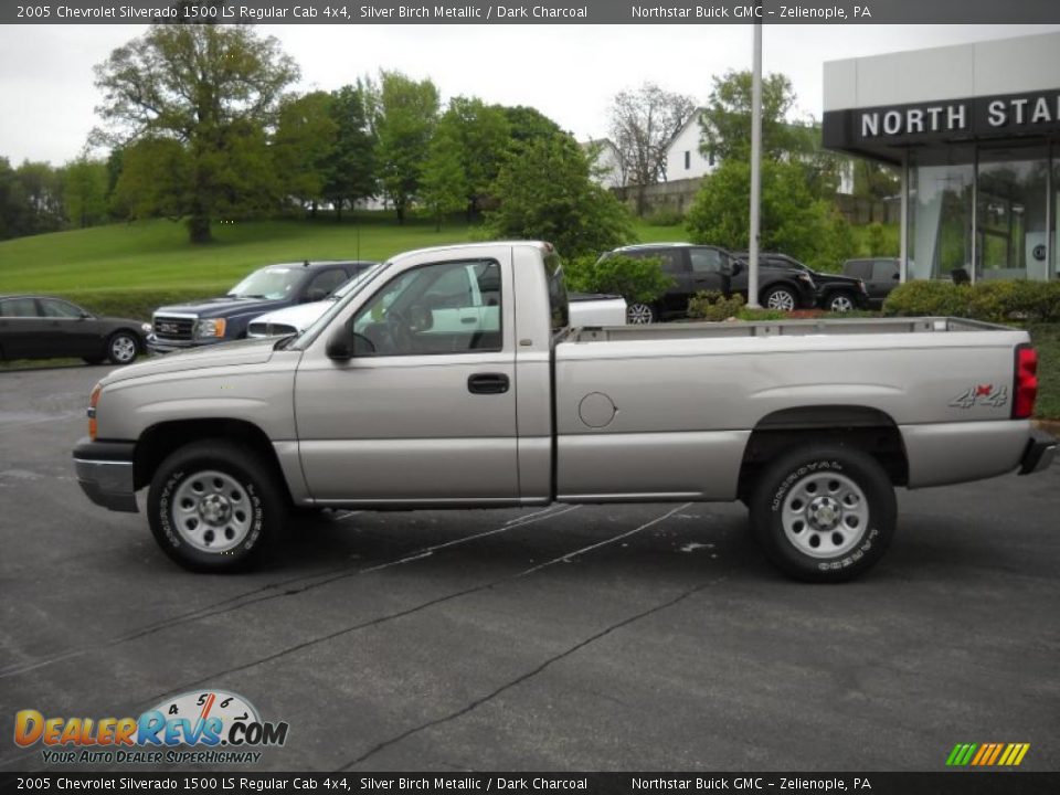 2005 Chevrolet Silverado 1500 LS Regular Cab 4x4 Silver Birch Metallic / Dark Charcoal Photo #8