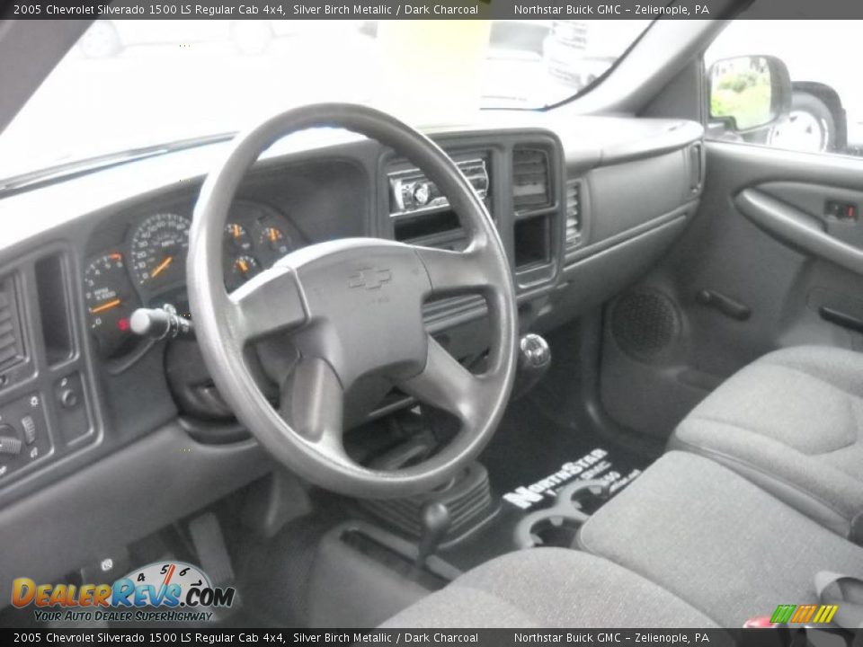 2005 Chevrolet Silverado 1500 LS Regular Cab 4x4 Silver Birch Metallic / Dark Charcoal Photo #10