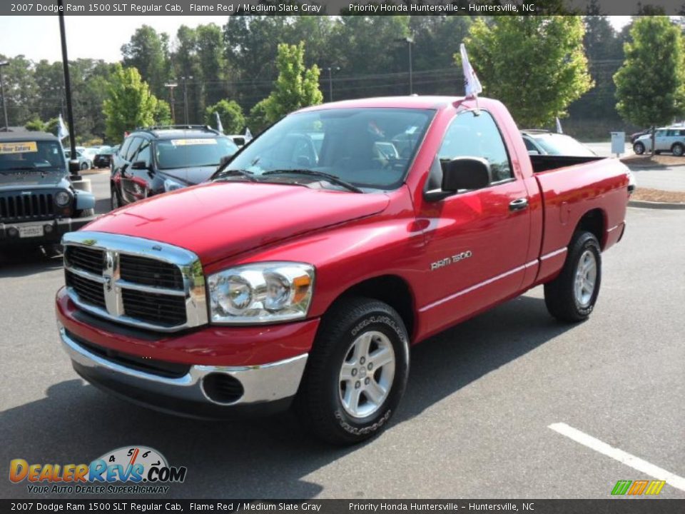2007 Dodge Ram 1500 SLT Regular Cab Flame Red / Medium Slate Gray Photo #1