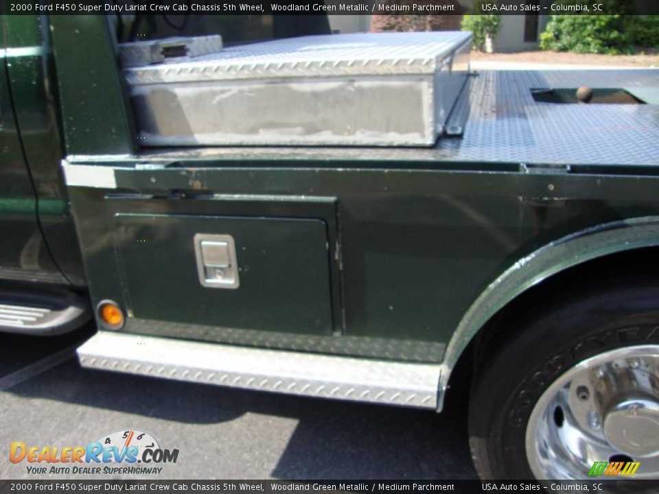 2000 Ford F450 Super Duty Lariat Crew Cab Chassis 5th Wheel Woodland Green Metallic / Medium Parchment Photo #14