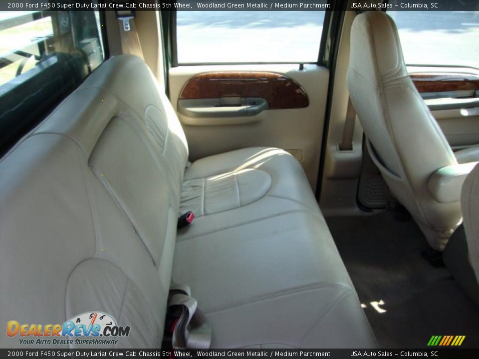 2000 Ford F450 Super Duty Lariat Crew Cab Chassis 5th Wheel Woodland Green Metallic / Medium Parchment Photo #31