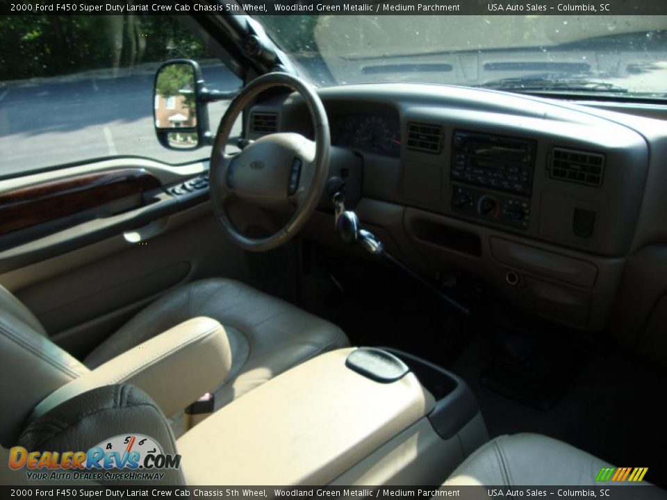 2000 Ford F450 Super Duty Lariat Crew Cab Chassis 5th Wheel Woodland Green Metallic / Medium Parchment Photo #34