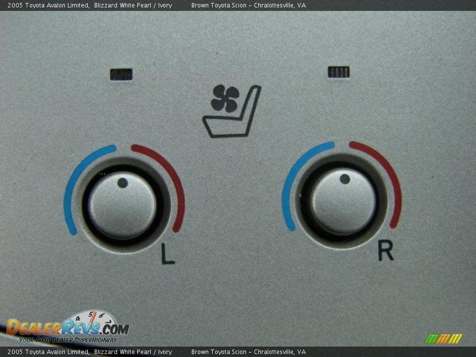 2005 Toyota Avalon Limited Blizzard White Pearl / Ivory Photo #17