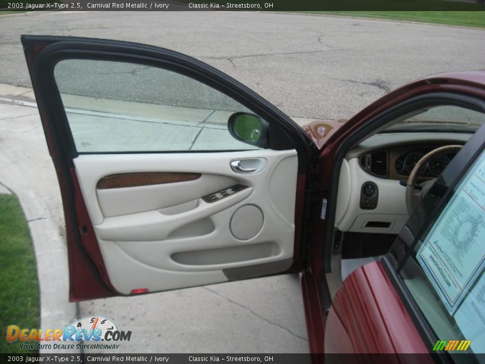 2003 Jaguar X-Type 2.5 Carnival Red Metallic / Ivory Photo #19