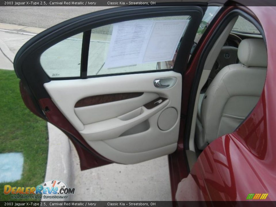 2003 Jaguar X-Type 2.5 Carnival Red Metallic / Ivory Photo #20