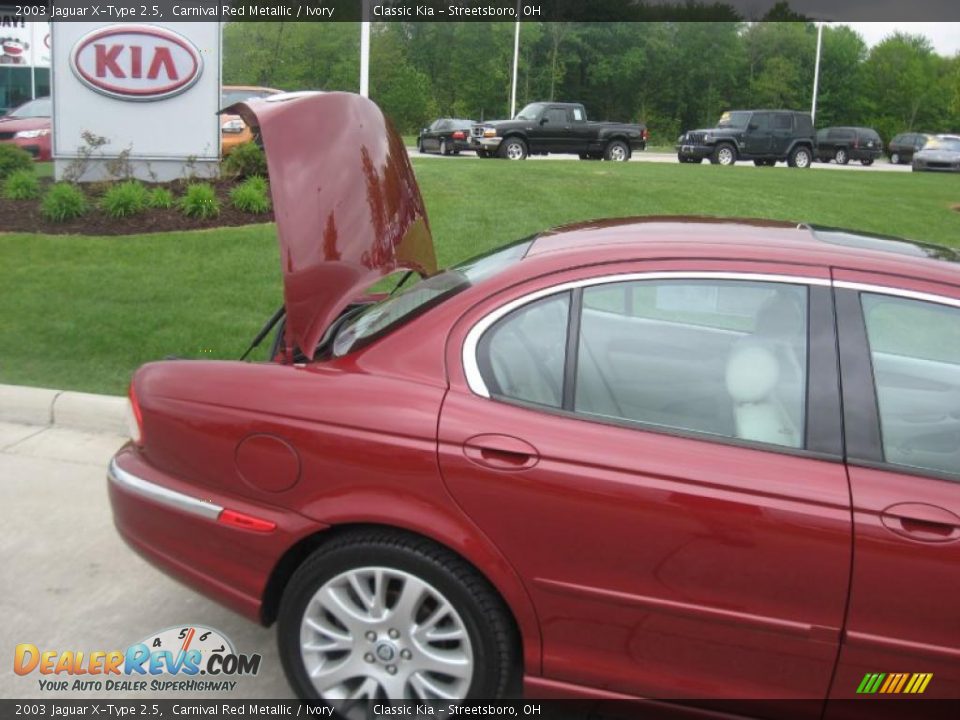 2003 Jaguar X-Type 2.5 Carnival Red Metallic / Ivory Photo #30