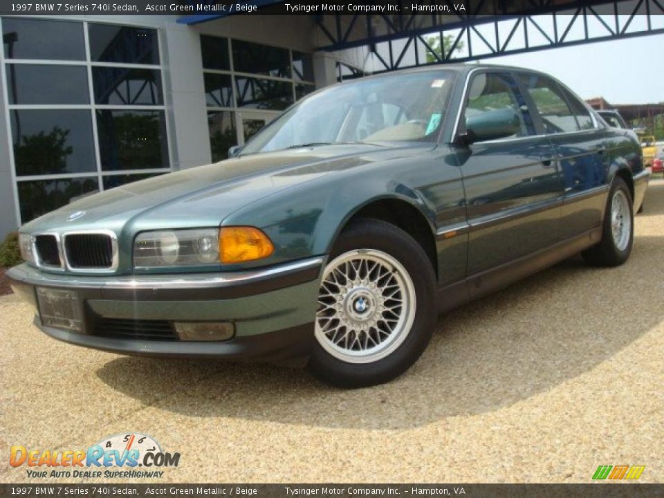 1997 BMW 7 Series 740i Sedan Ascot Green Metallic / Beige Photo #2