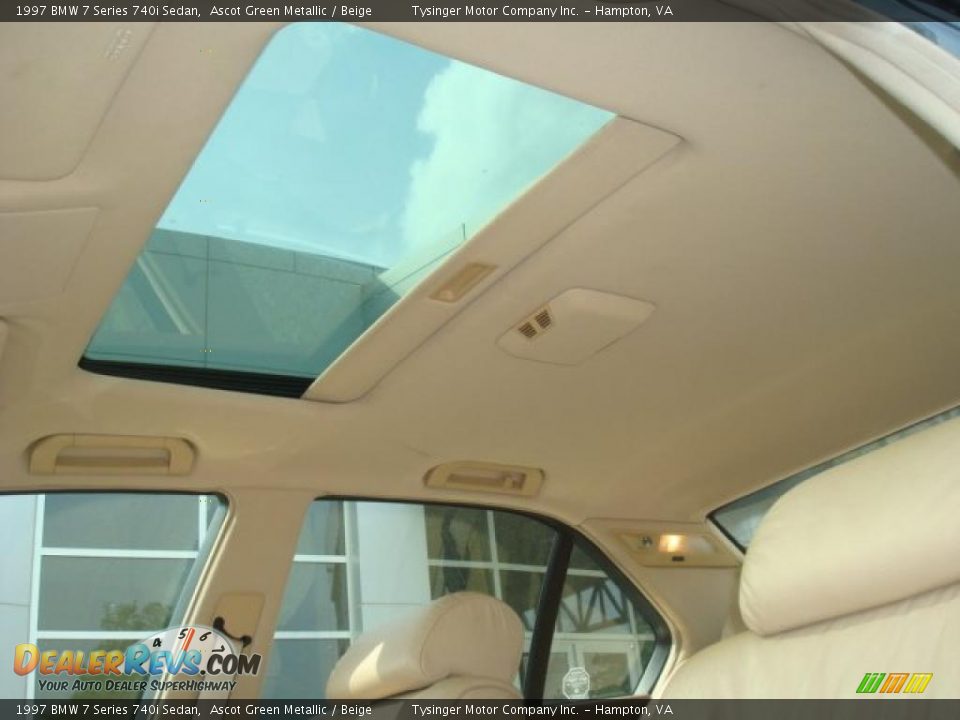 1997 BMW 7 Series 740i Sedan Ascot Green Metallic / Beige Photo #12