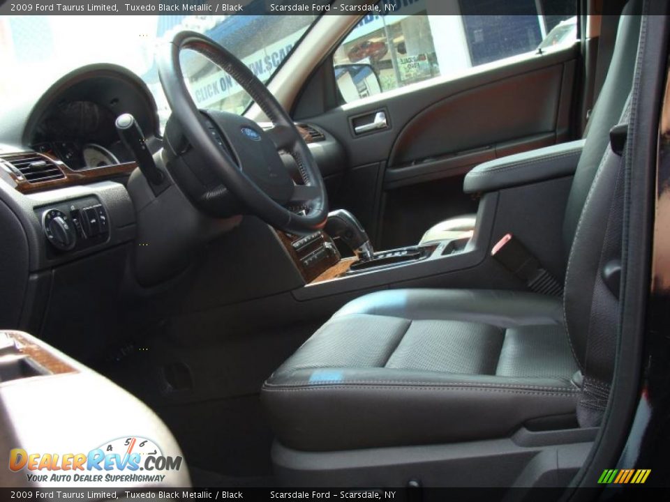 2009 Ford Taurus Limited Tuxedo Black Metallic / Black Photo #11