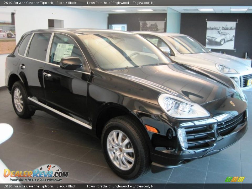 2010 Porsche Cayenne Tiptronic Black / Black Photo #1
