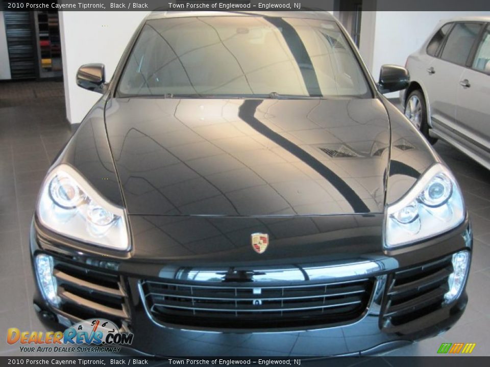 2010 Porsche Cayenne Tiptronic Black / Black Photo #2