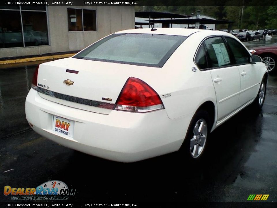 2007 Chevrolet Impala LT White / Gray Photo #3