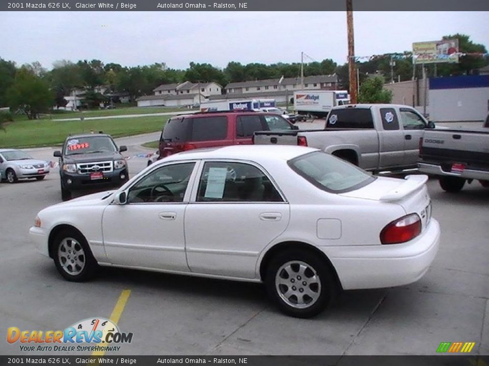 2001 Mazda 626 LX Glacier White / Beige Photo #13