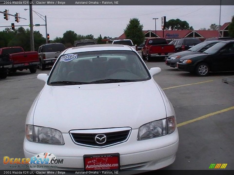 2001 Mazda 626 LX Glacier White / Beige Photo #14