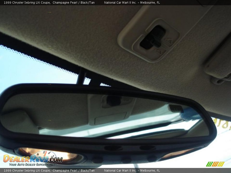 1999 Chrysler Sebring LXi Coupe Champagne Pearl / Black/Tan Photo #11