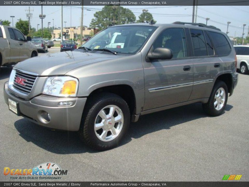 2007 GMC Envoy SLE Sand Beige Metallic / Ebony Photo #2