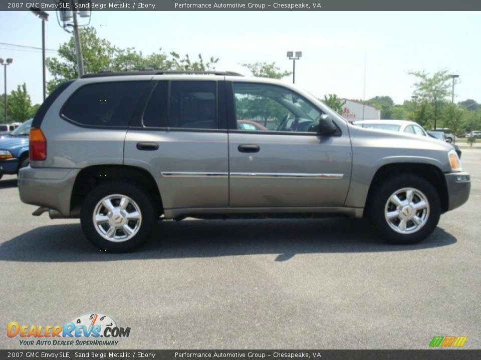 2007 GMC Envoy SLE Sand Beige Metallic / Ebony Photo #6