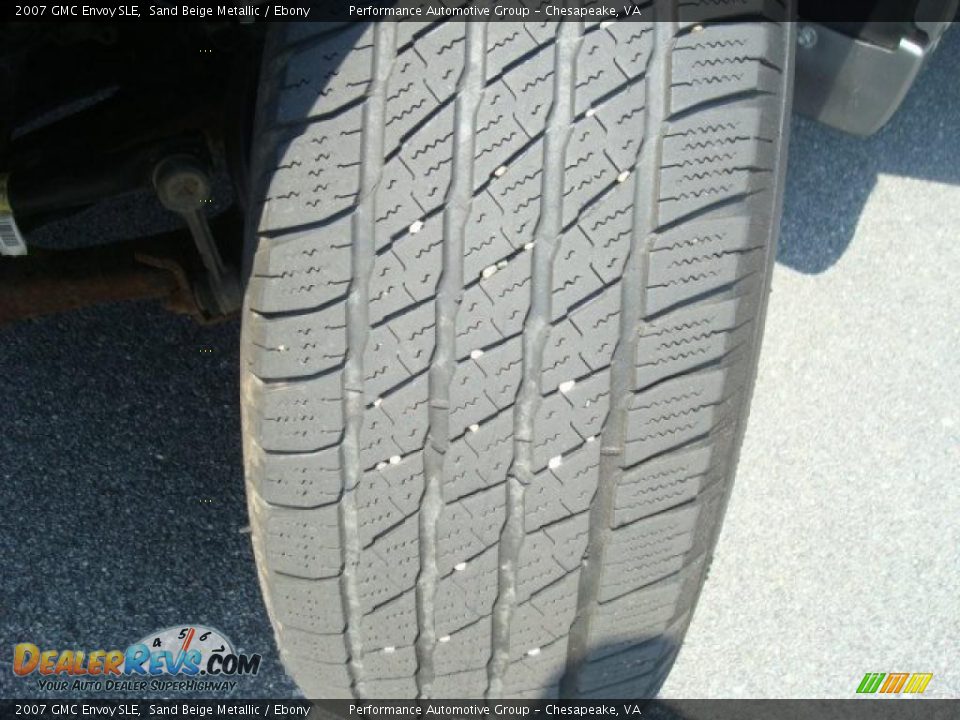2007 GMC Envoy SLE Sand Beige Metallic / Ebony Photo #24