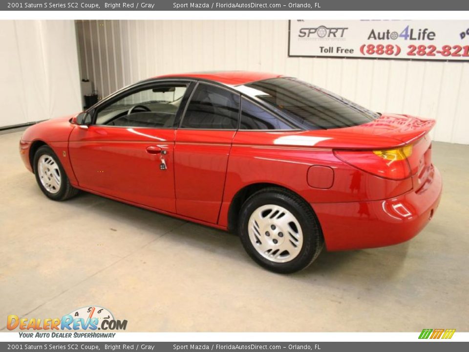 2001 Saturn S Series SC2 Coupe Bright Red / Gray Photo #7