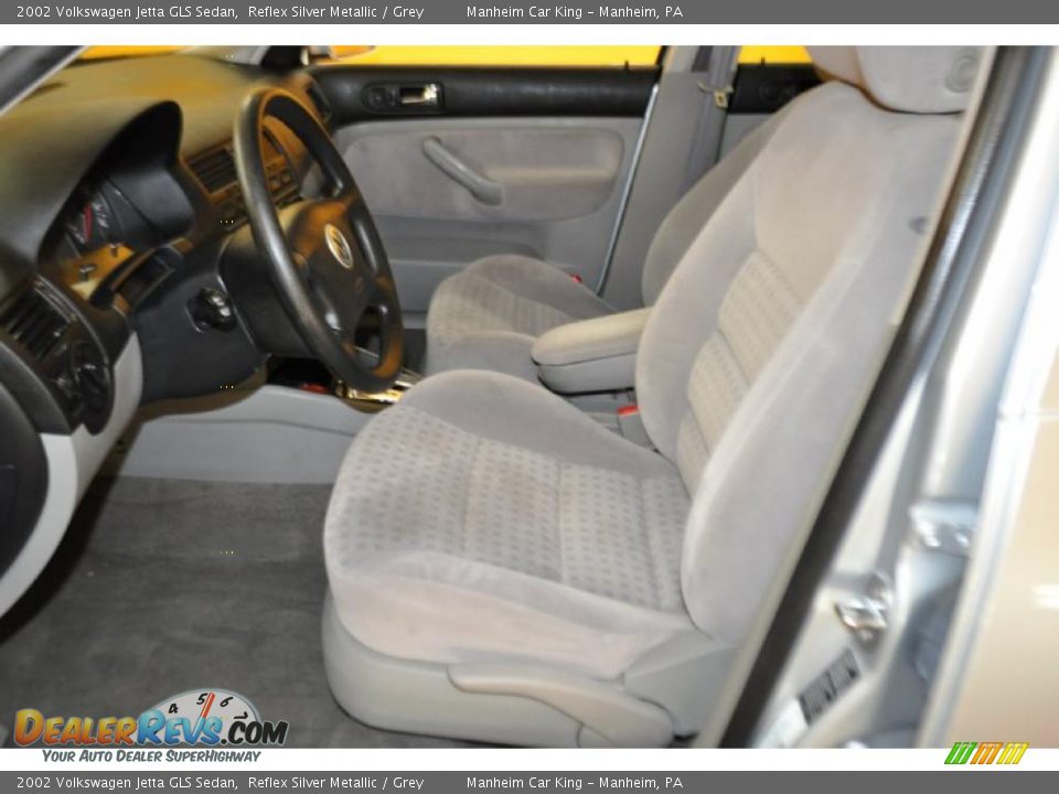 2002 Volkswagen Jetta GLS Sedan Reflex Silver Metallic / Grey Photo #12