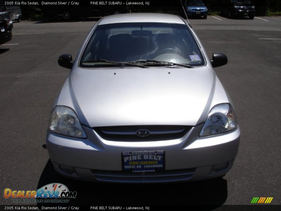 2005 Kia Rio Sedan Diamond Silver / Gray Photo #2