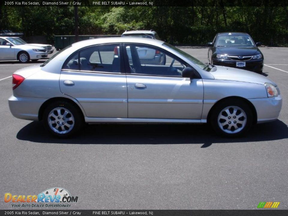 2005 Kia Rio Sedan Diamond Silver / Gray Photo #7