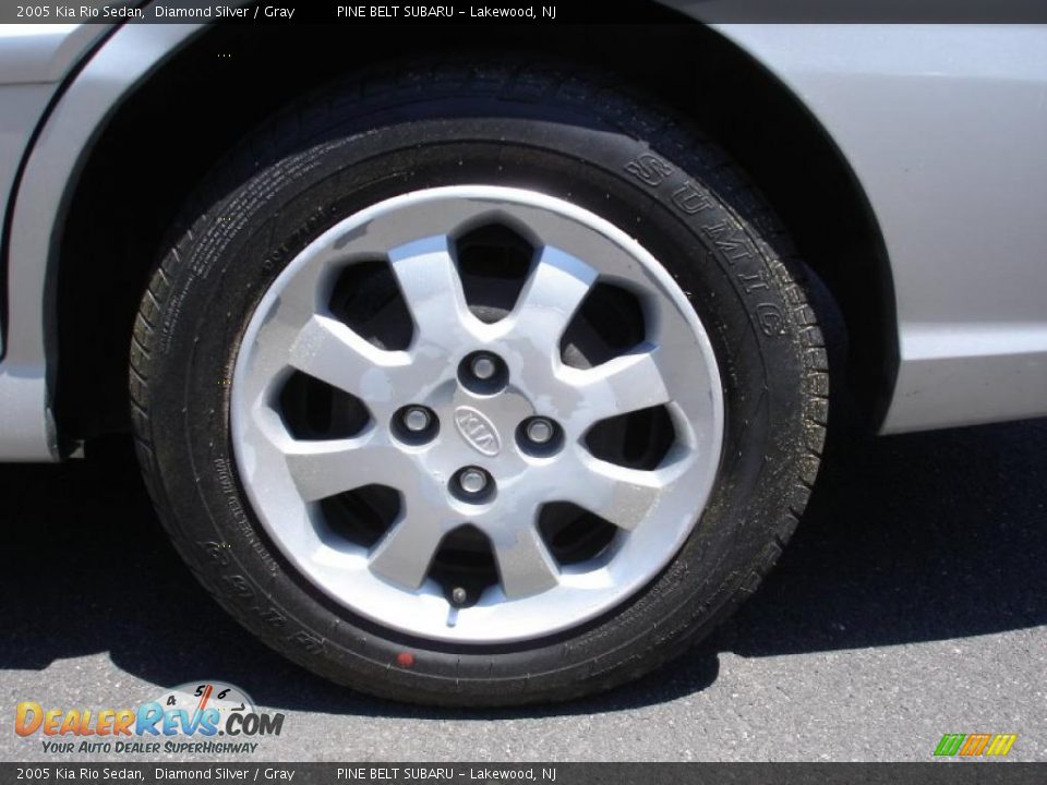 2005 Kia Rio Sedan Diamond Silver / Gray Photo #8